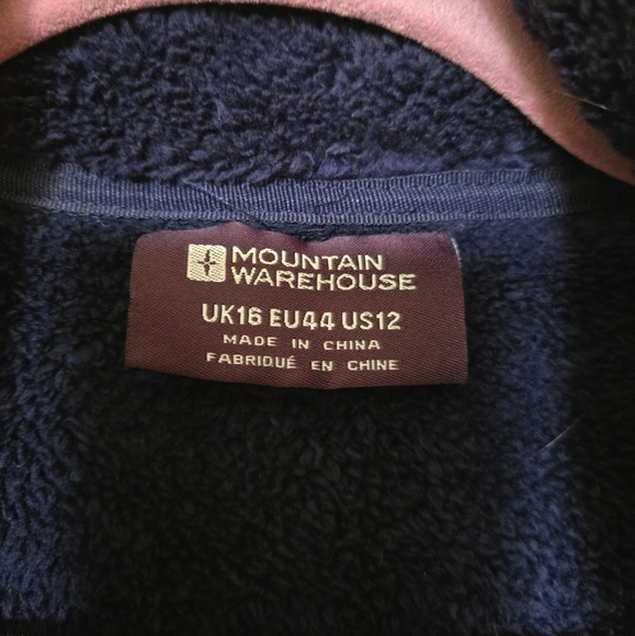 Mountain Warehouse vest - Picture 4 of 8